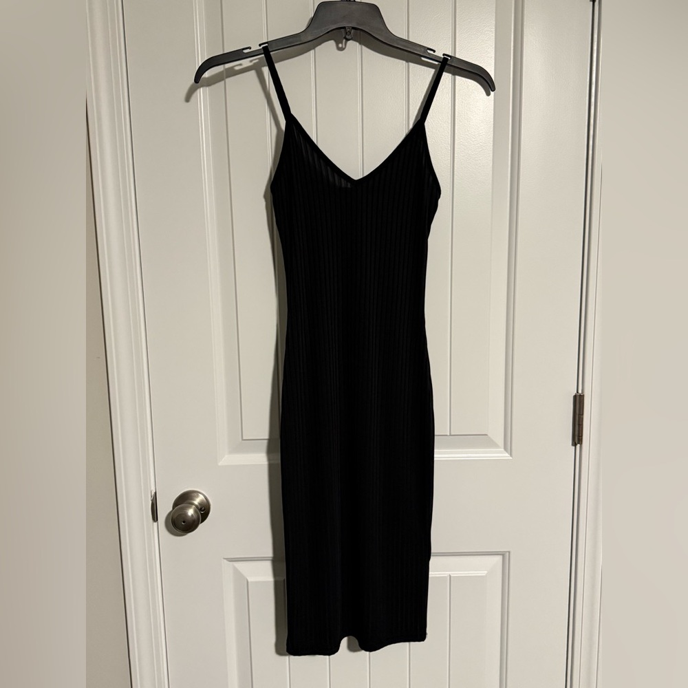 Black Ribbed Knit Bodycon Dress